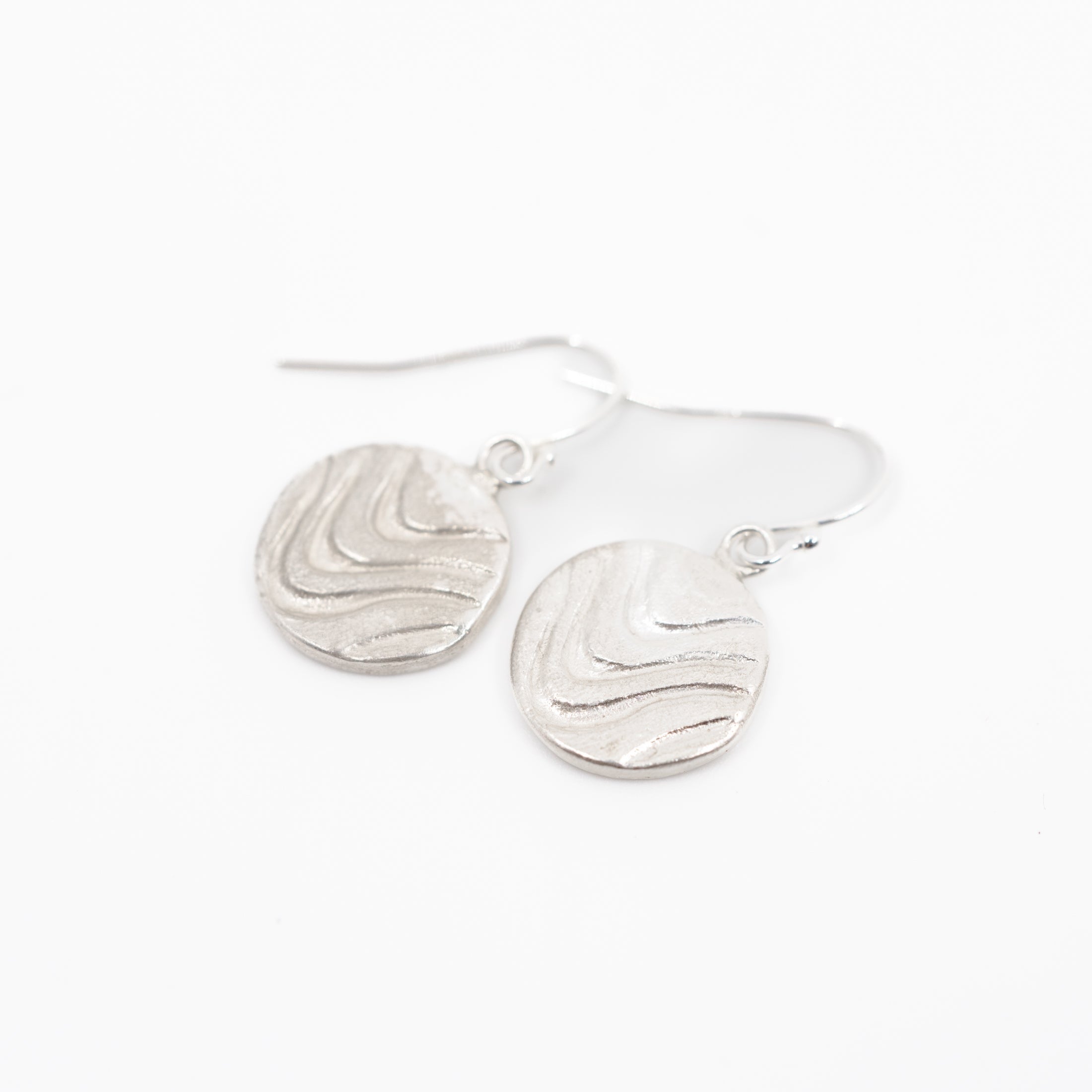 LFJ Sterling Silver Moyeha earrings