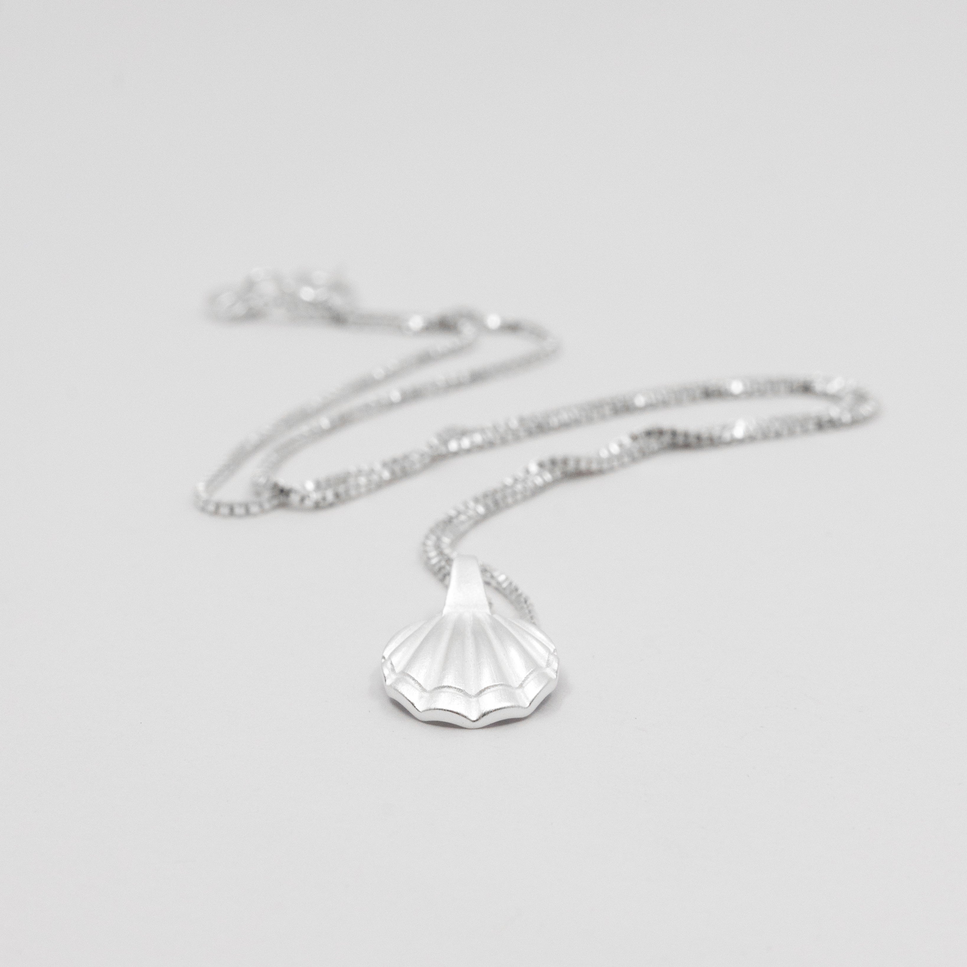LFJ - Sterling Silver Meridian Necklace