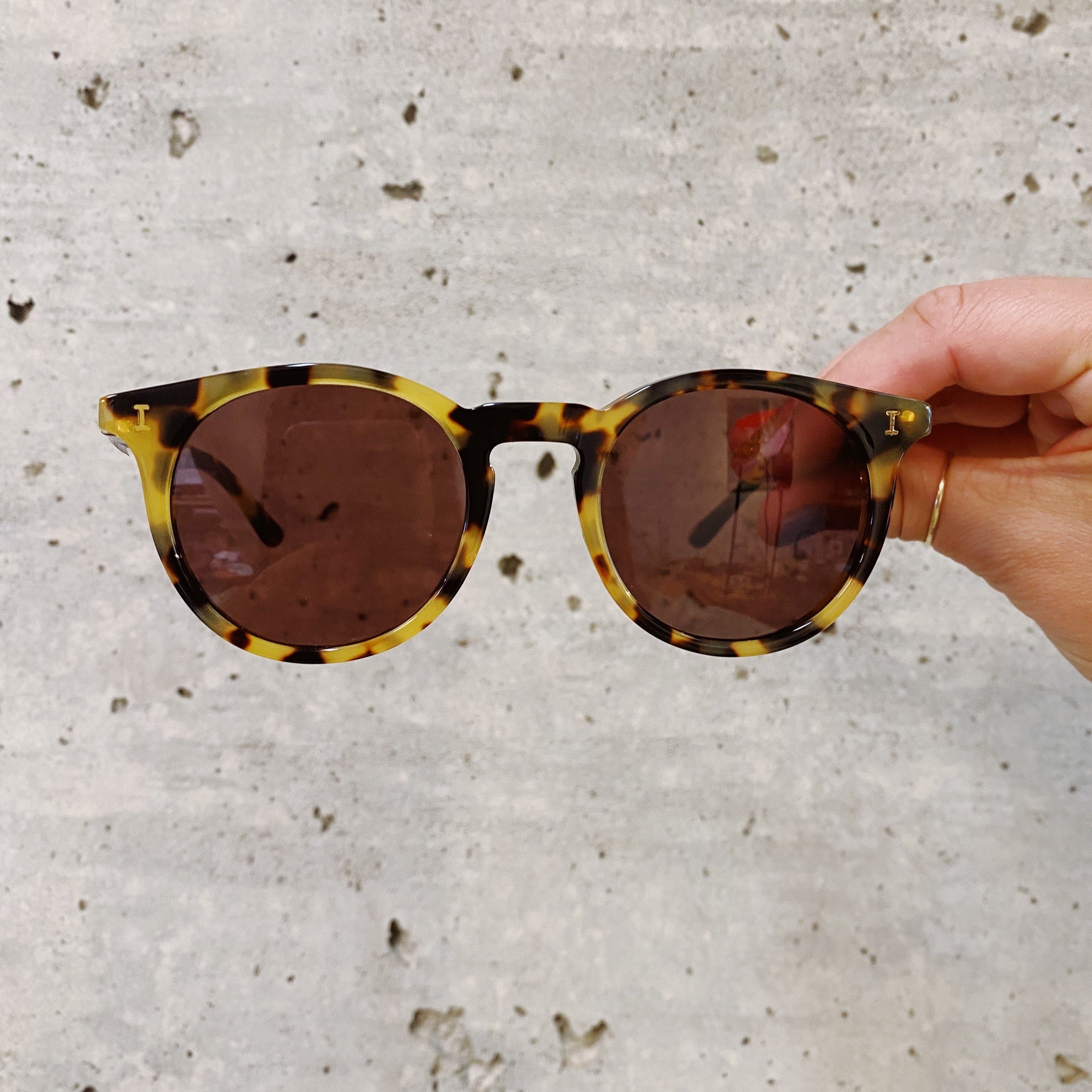 illesteva Sterling Sunglasses