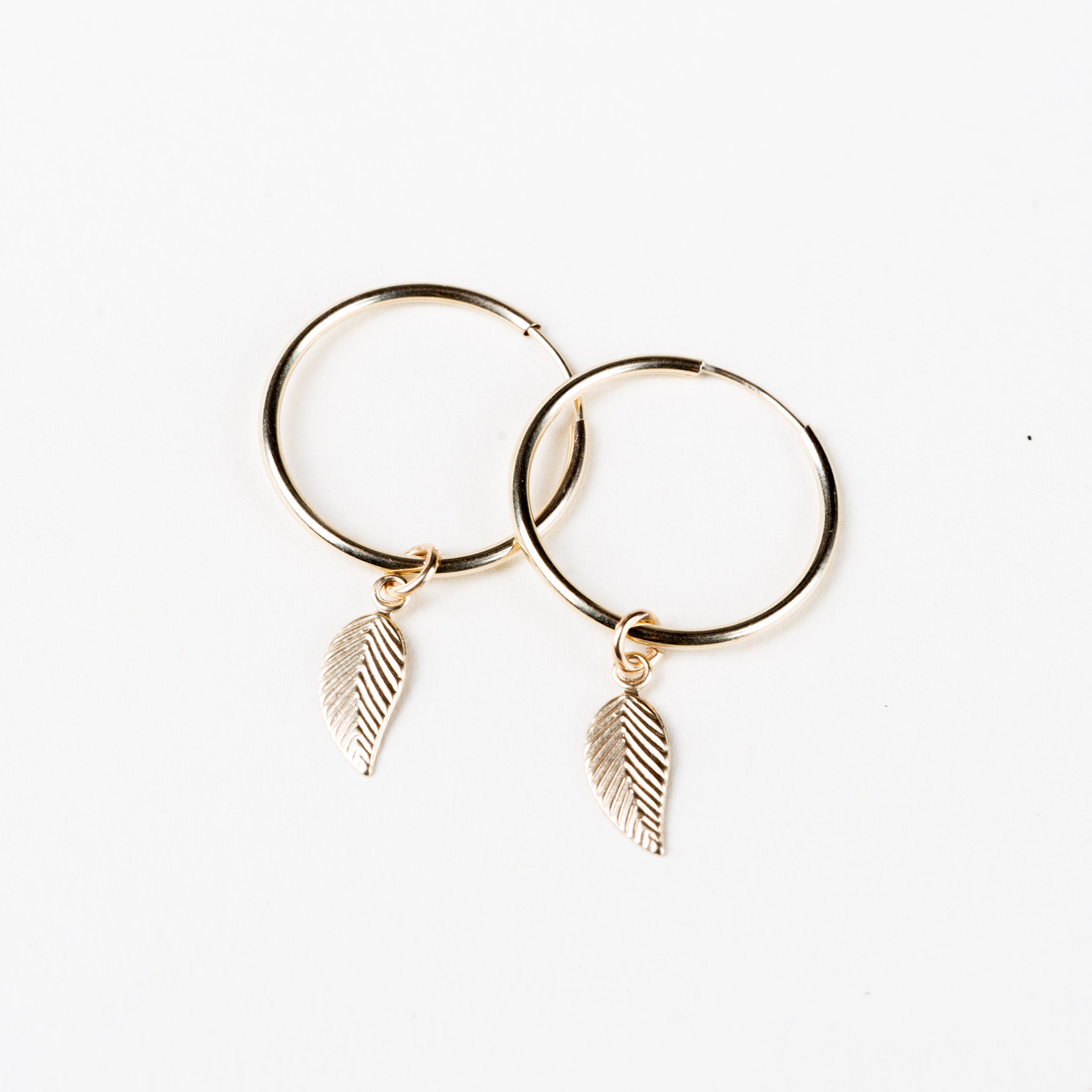 LFJ 10K Gold Sleeper Hoop with Flair