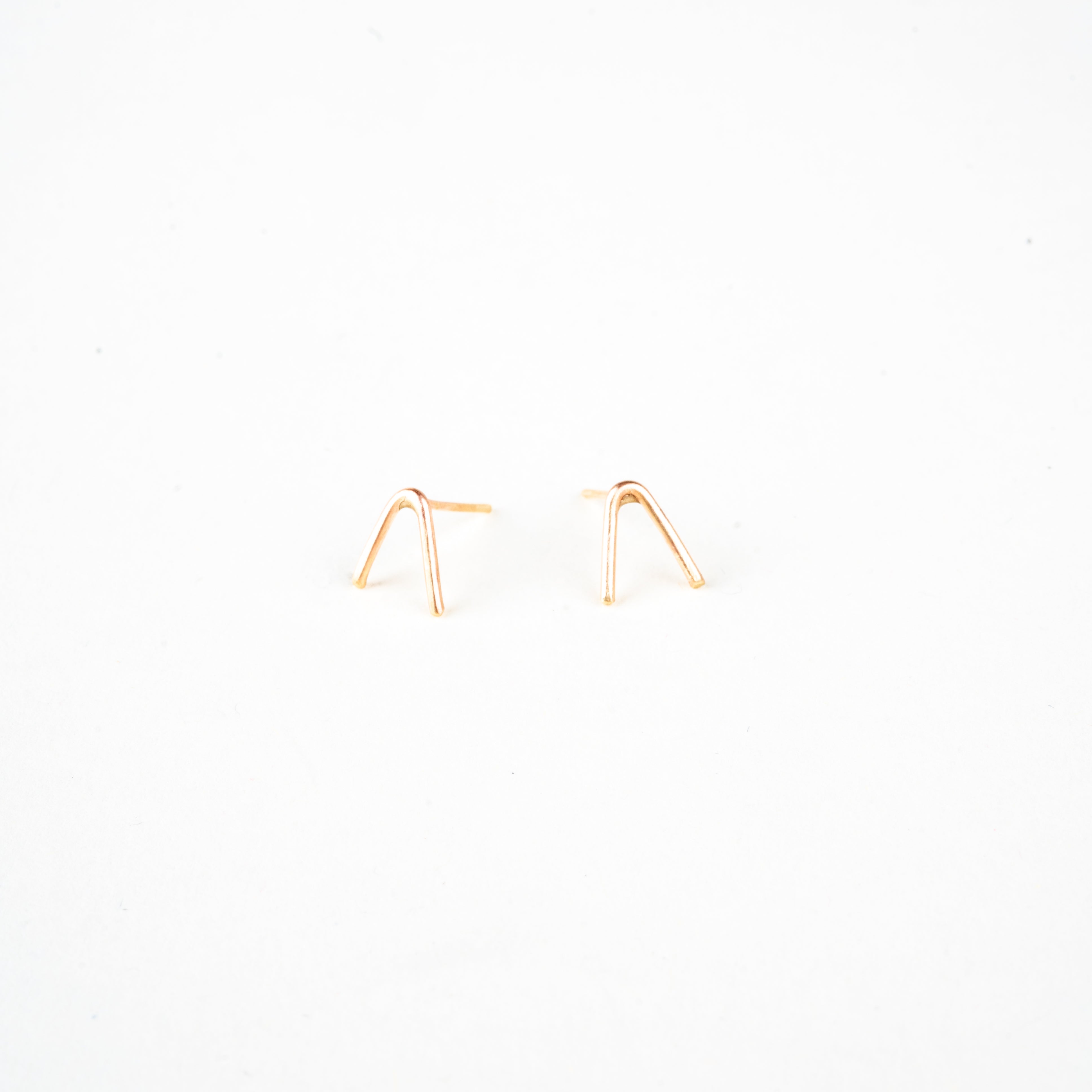 Wishbone Earrings 10K Gold
