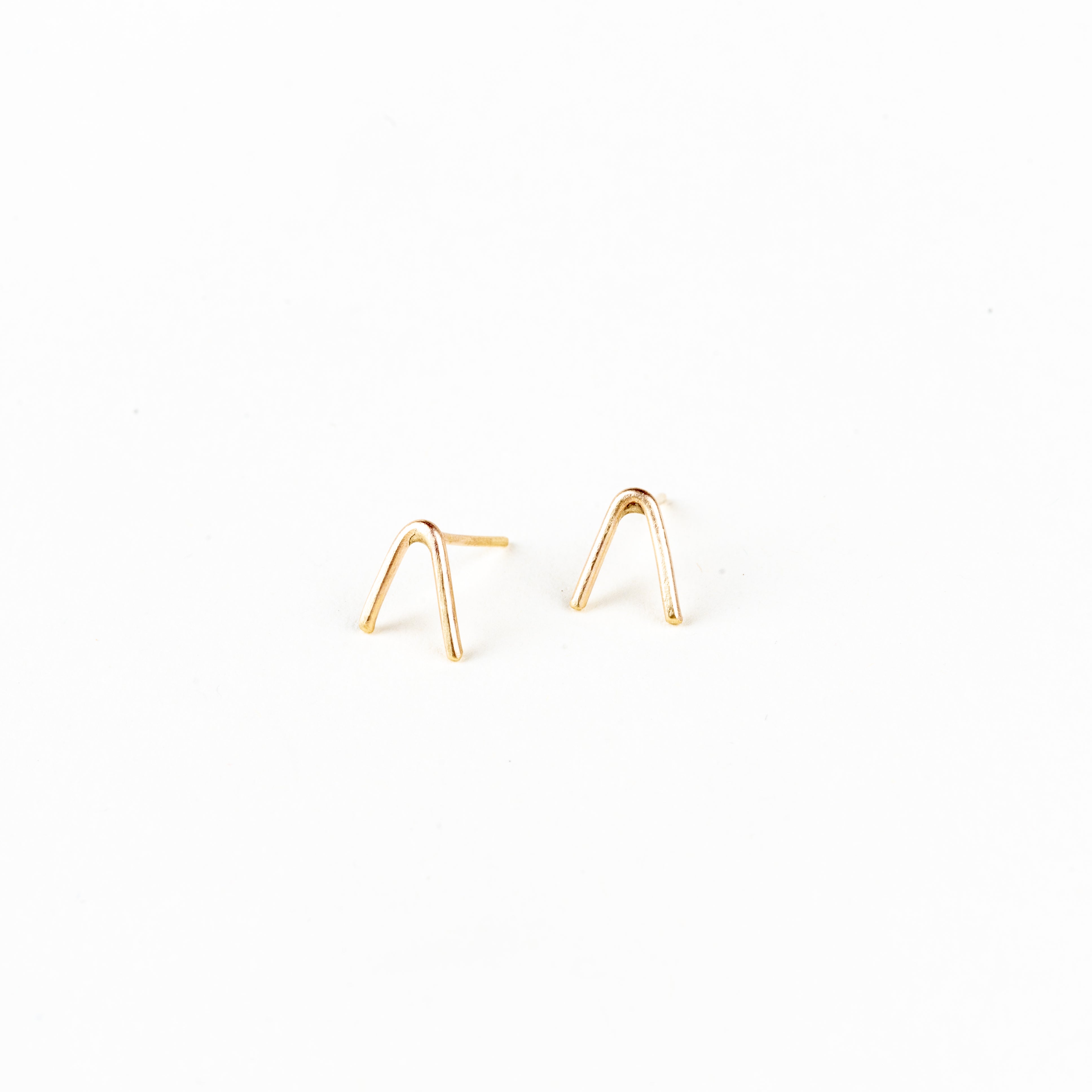 Wishbone Earrings 10K Gold