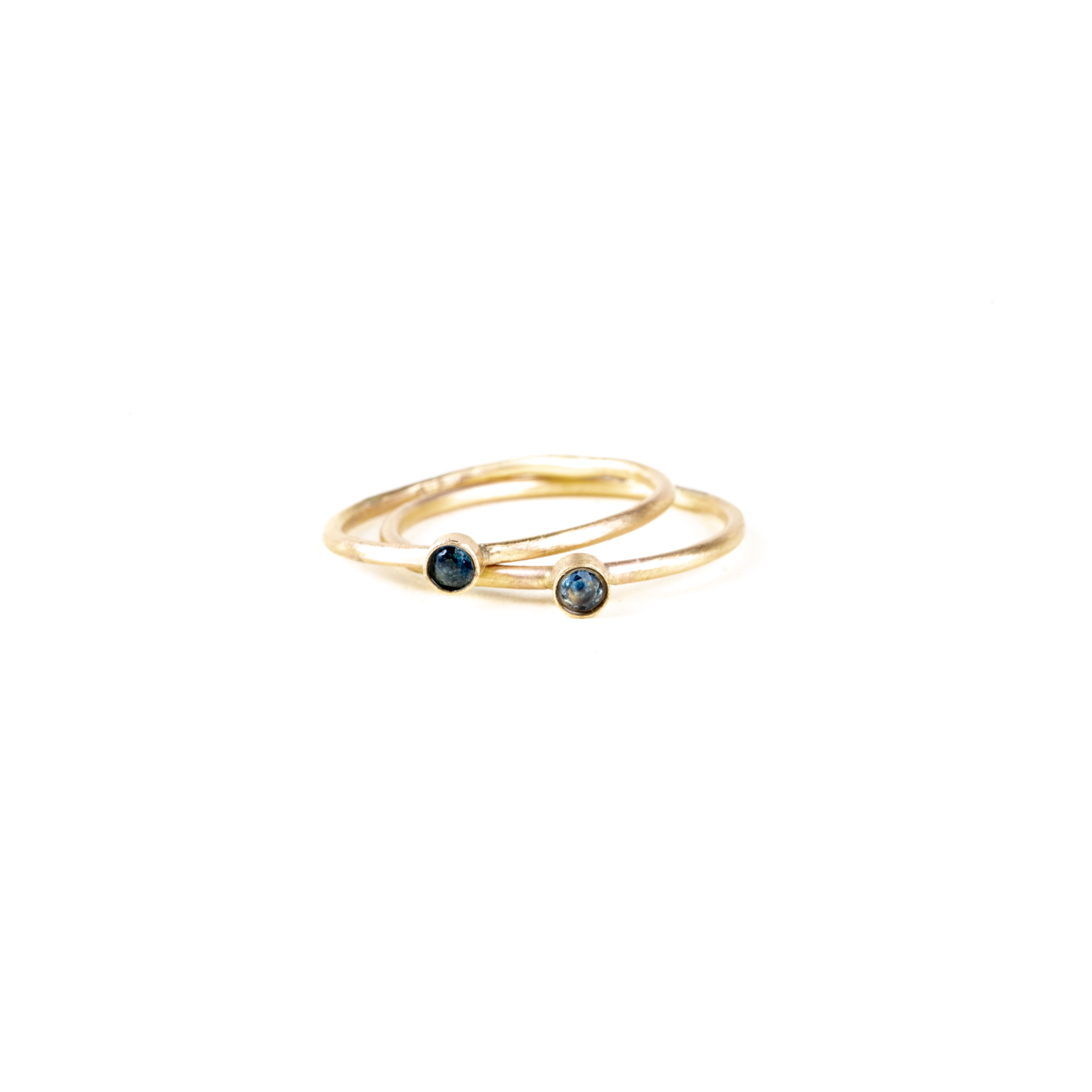 LFJ 10k Mini Montana Sapphire Ring