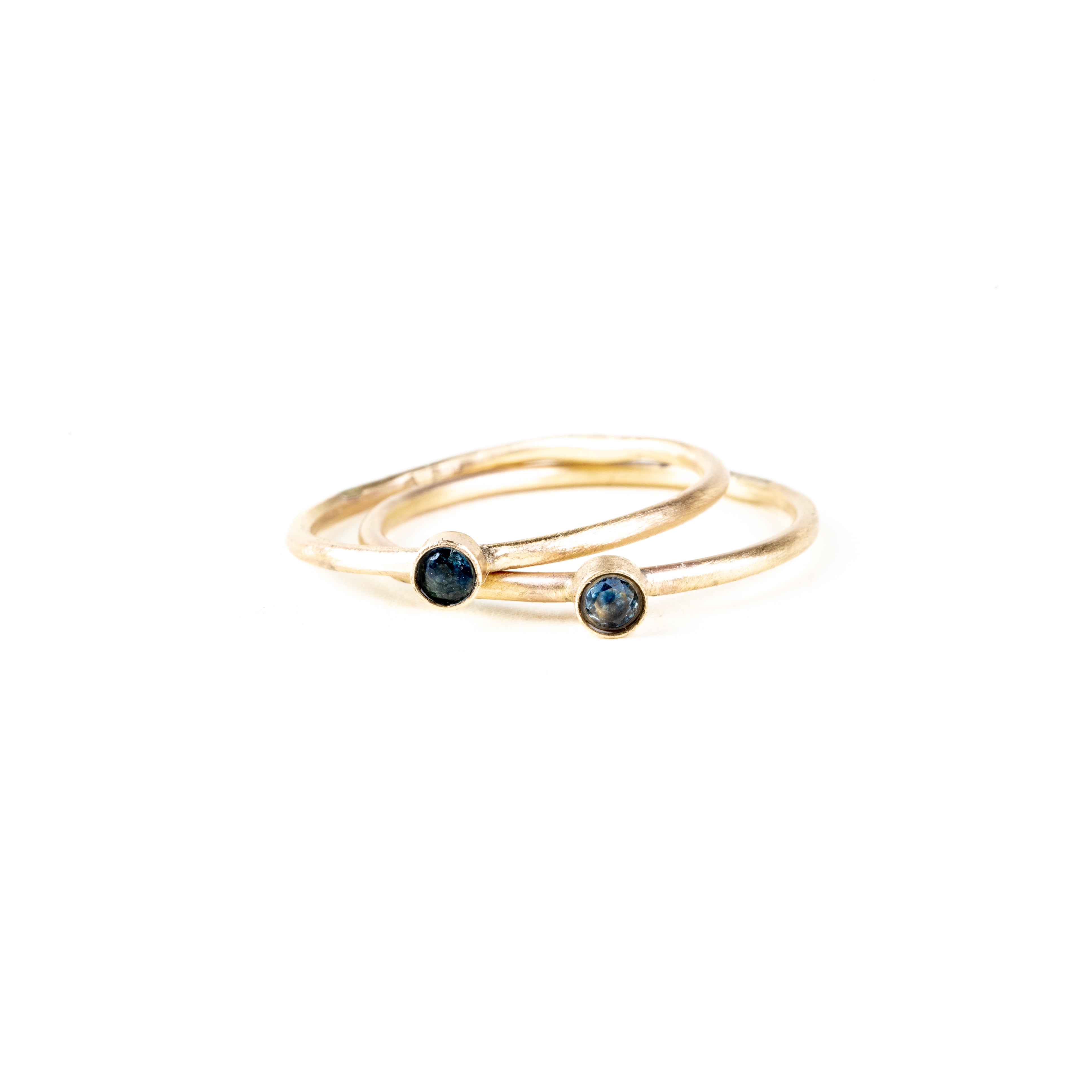 LFJ 10k Mini Montana Sapphire Ring