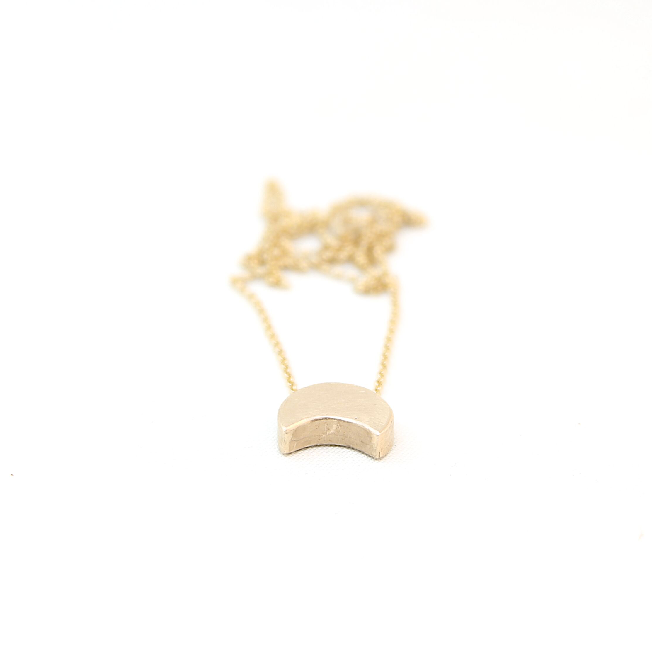 LFJ 10k Gold La Luna Necklace