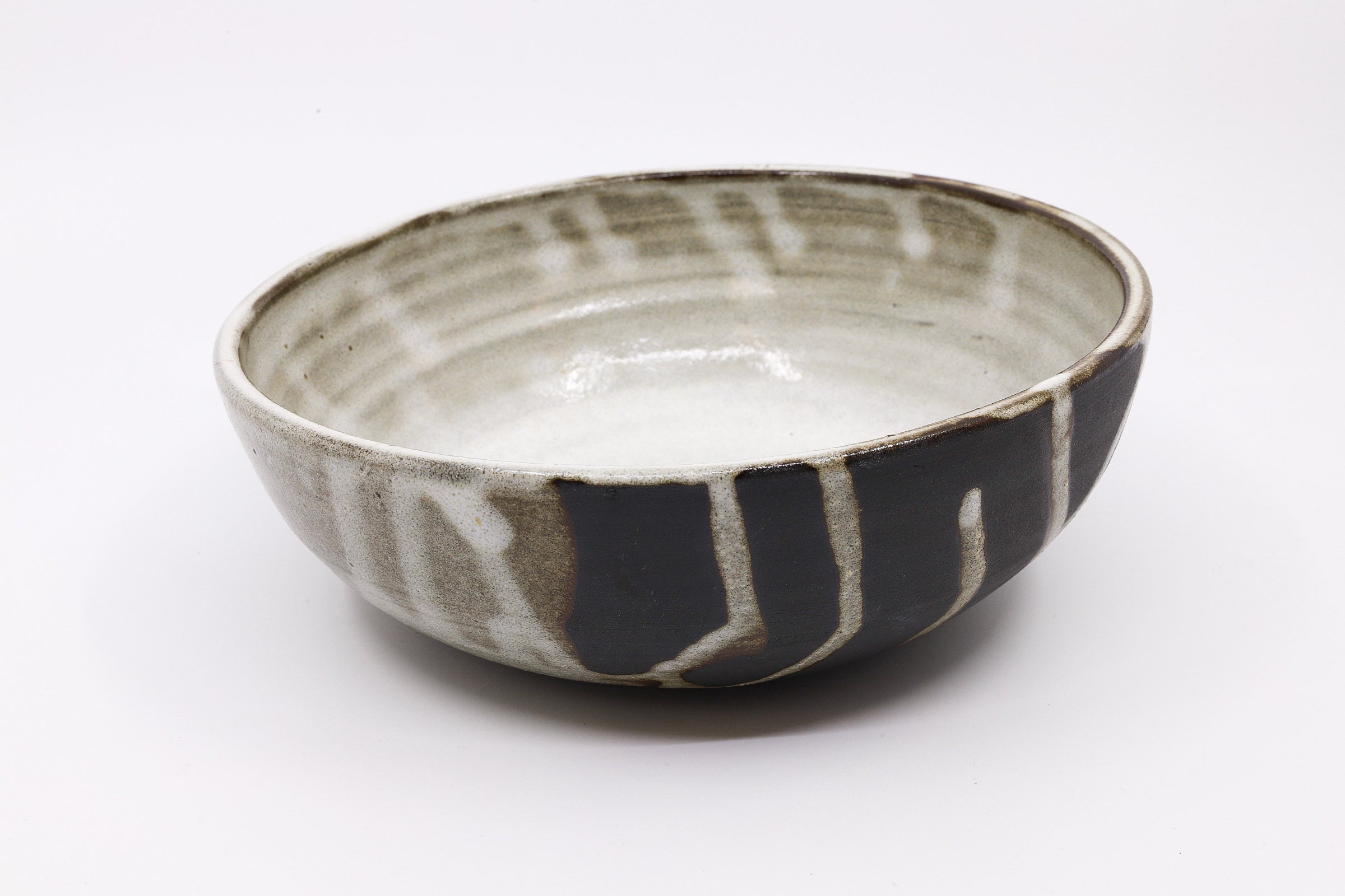 Earth & Fibre - Black Rock Bowl