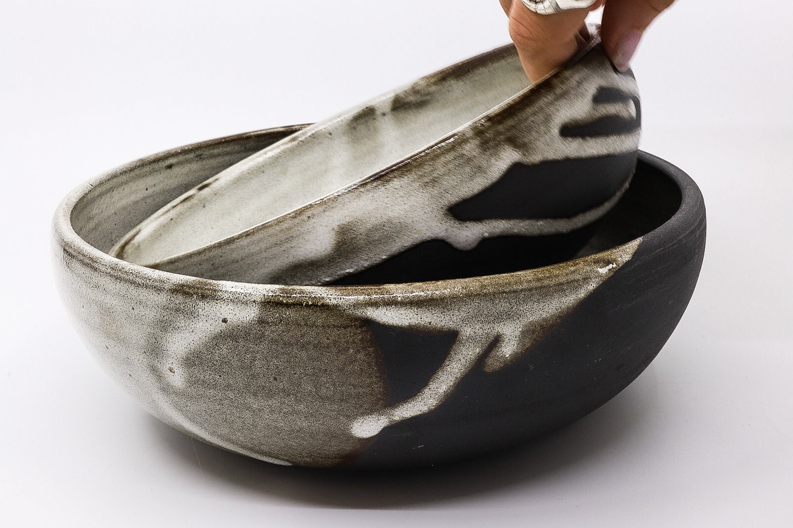 Earth & Fibre - Black Rock Bowl