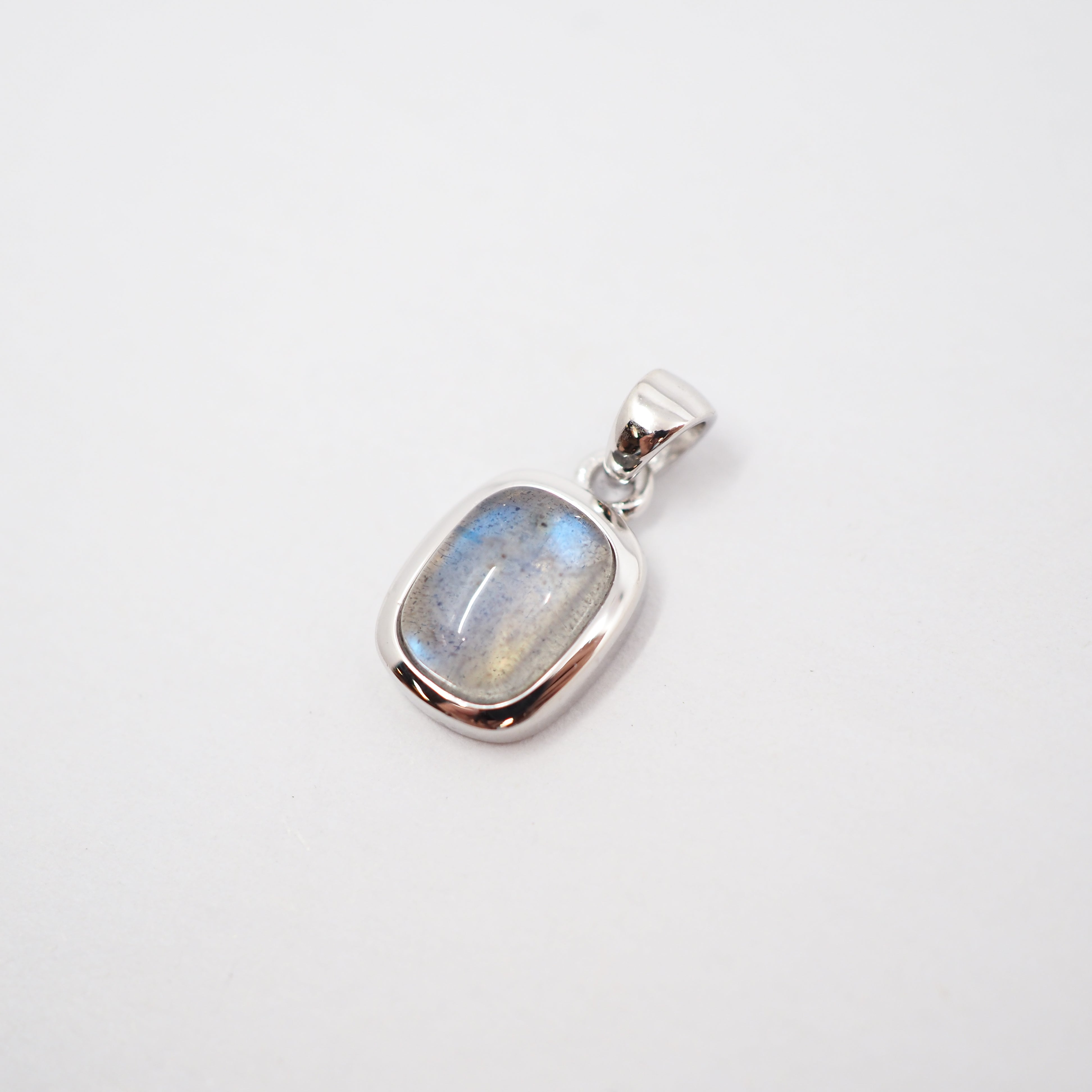 Labradorite Cabochon Pendant - Sterling Silver