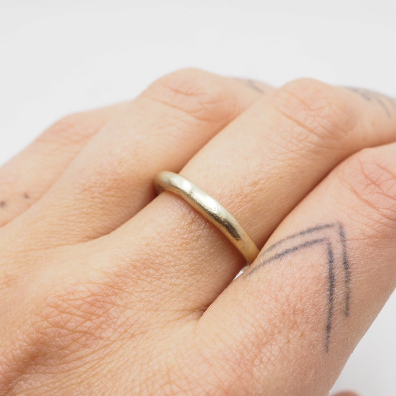 LFJ 10k Gold Light Rain Ring