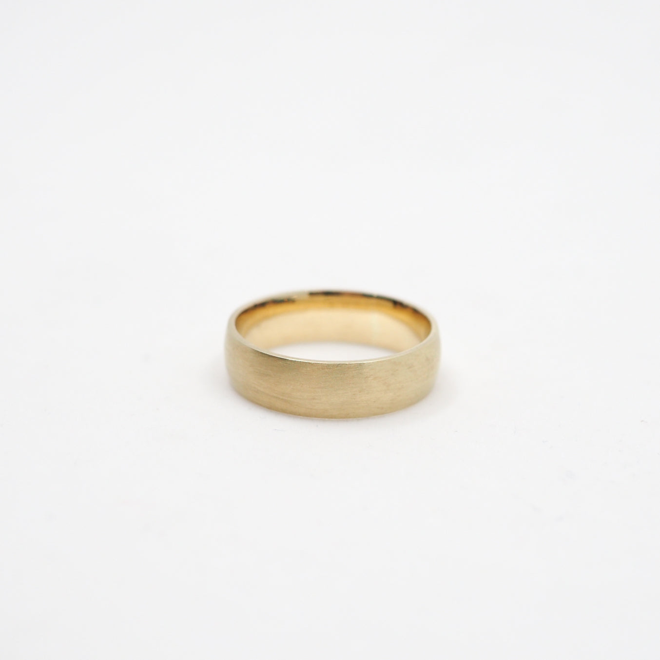 Half Round Band Comfort Fit - 10k Gold