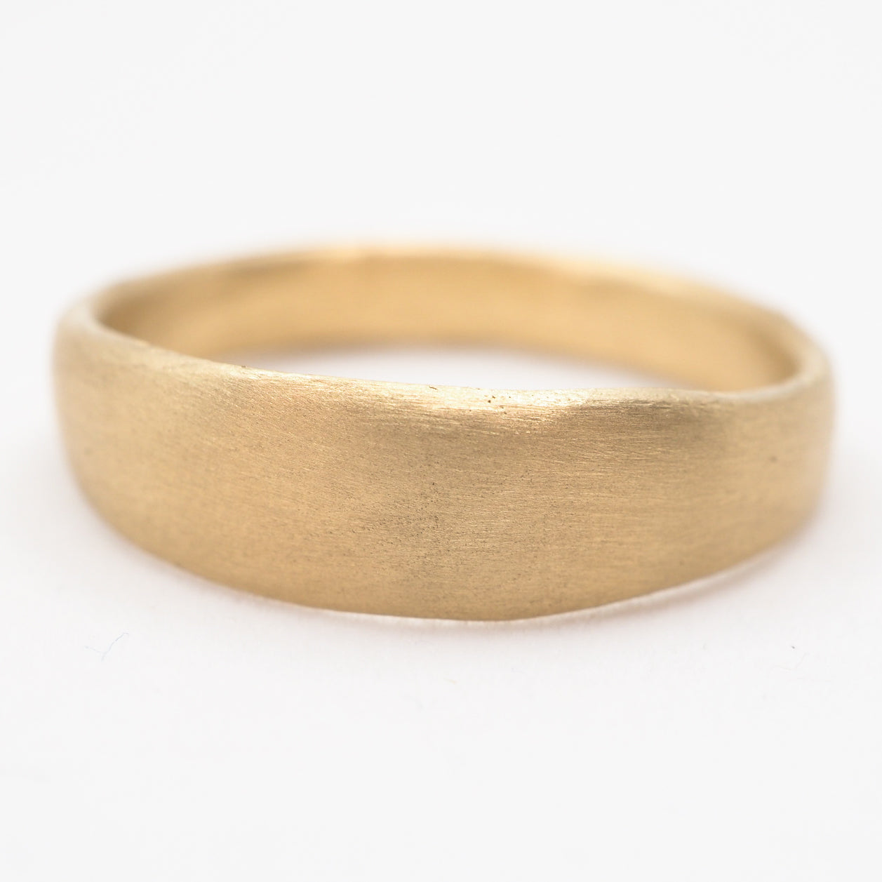 10k Gold Cove Ring
