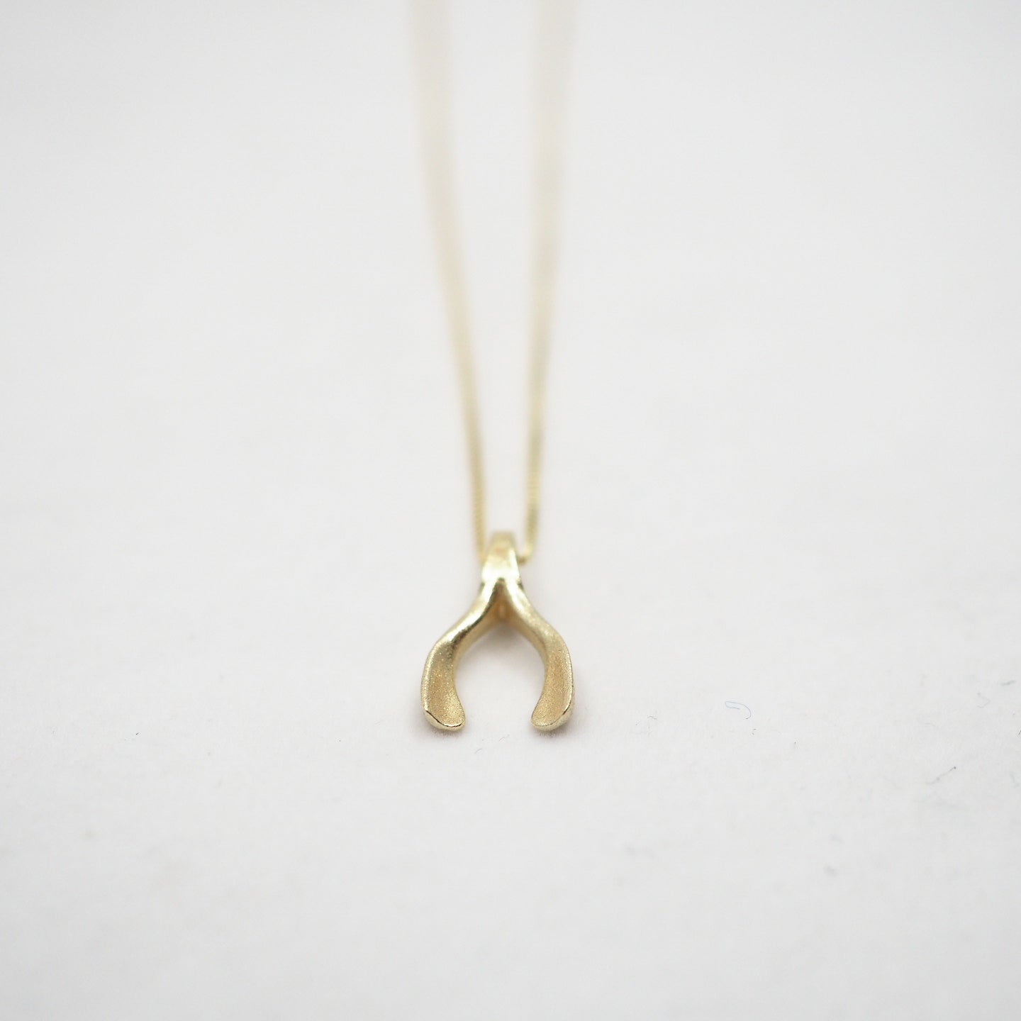 Wishbone Necklace - Solid Gold