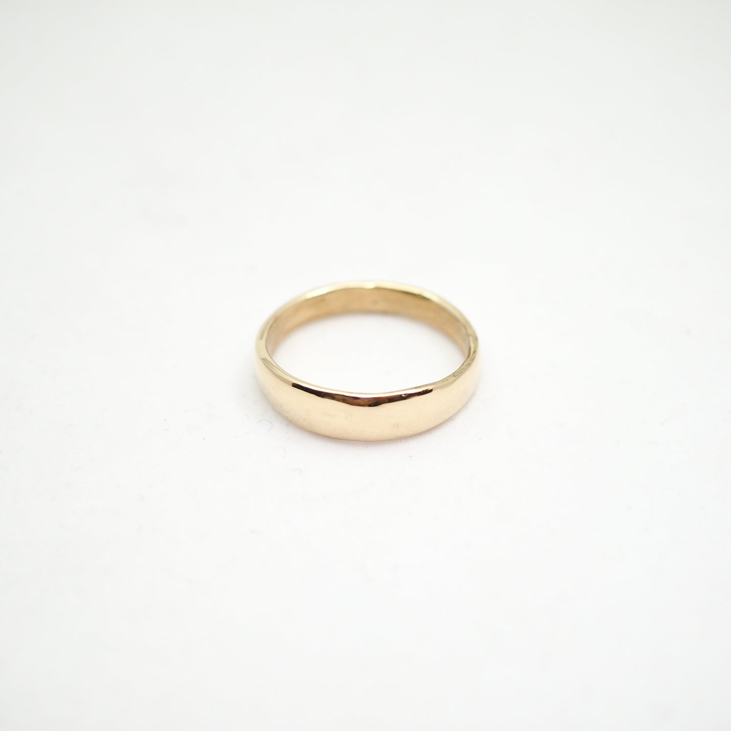 10k Gold Cove Ring
