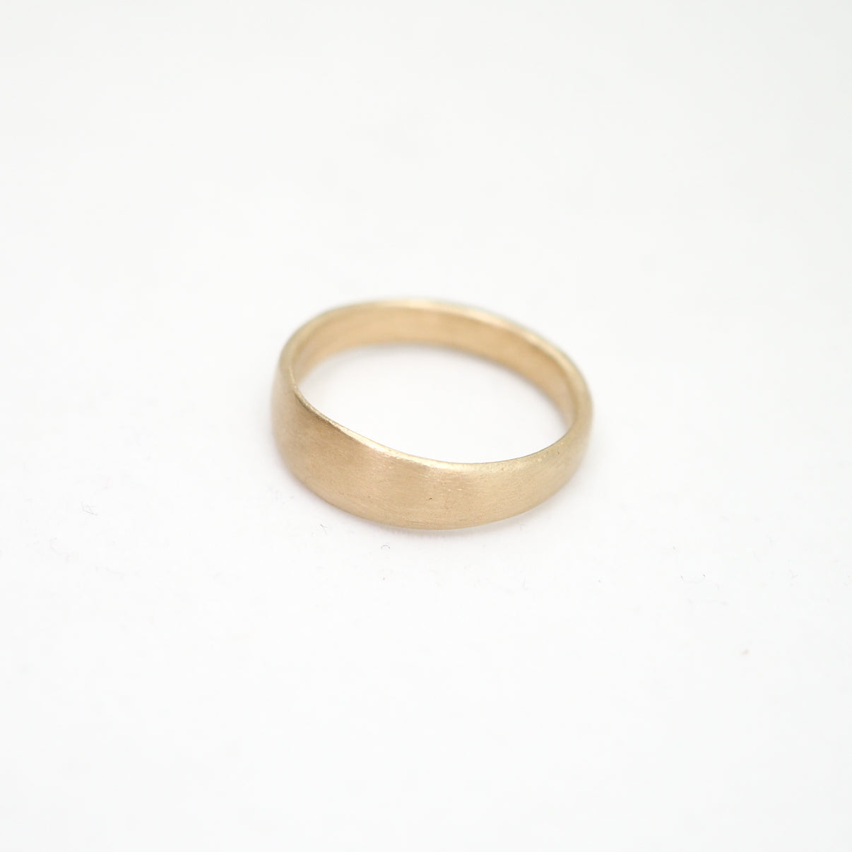 10k Gold Cove Ring