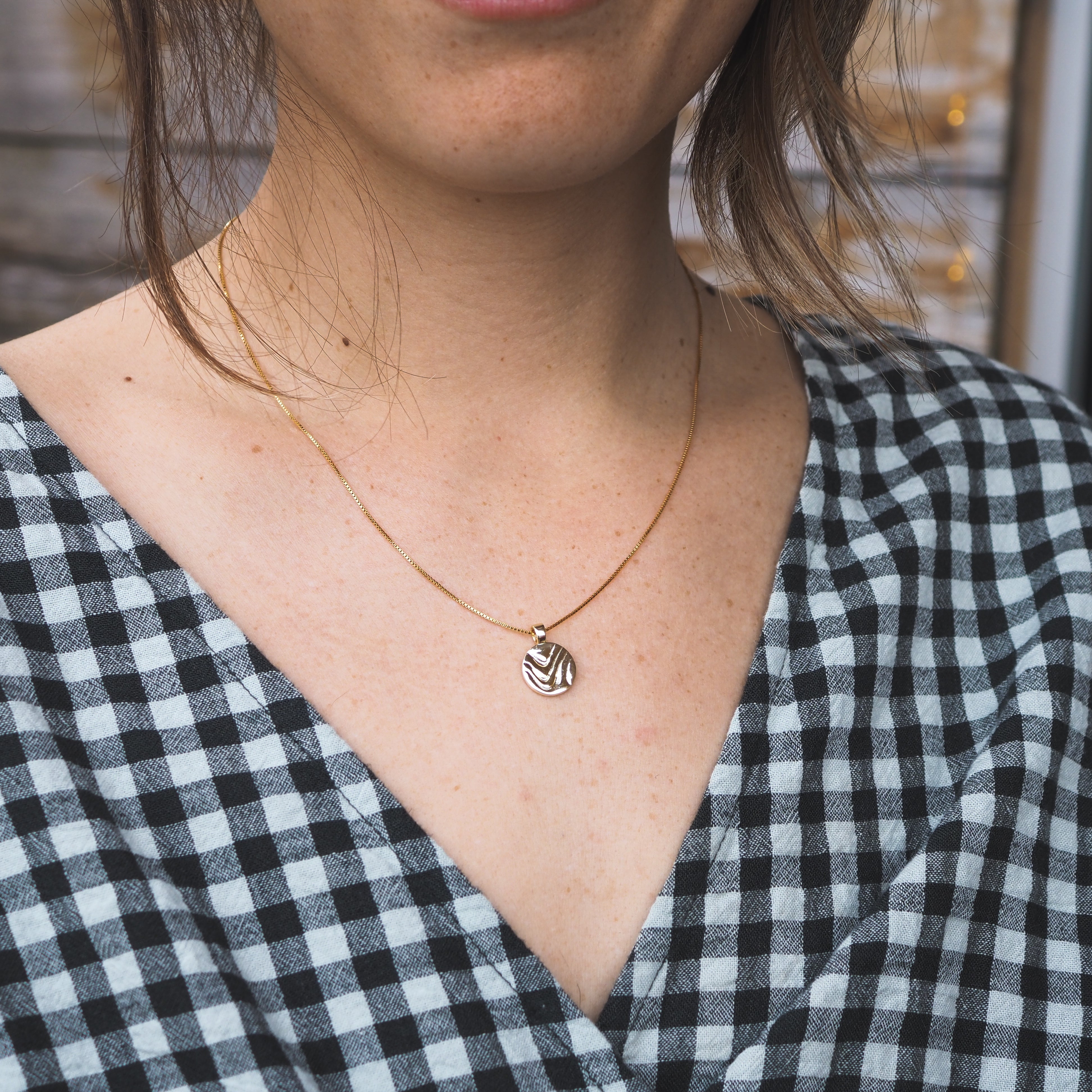 Moyeha Charm Pendant Necklace - Gold Plated