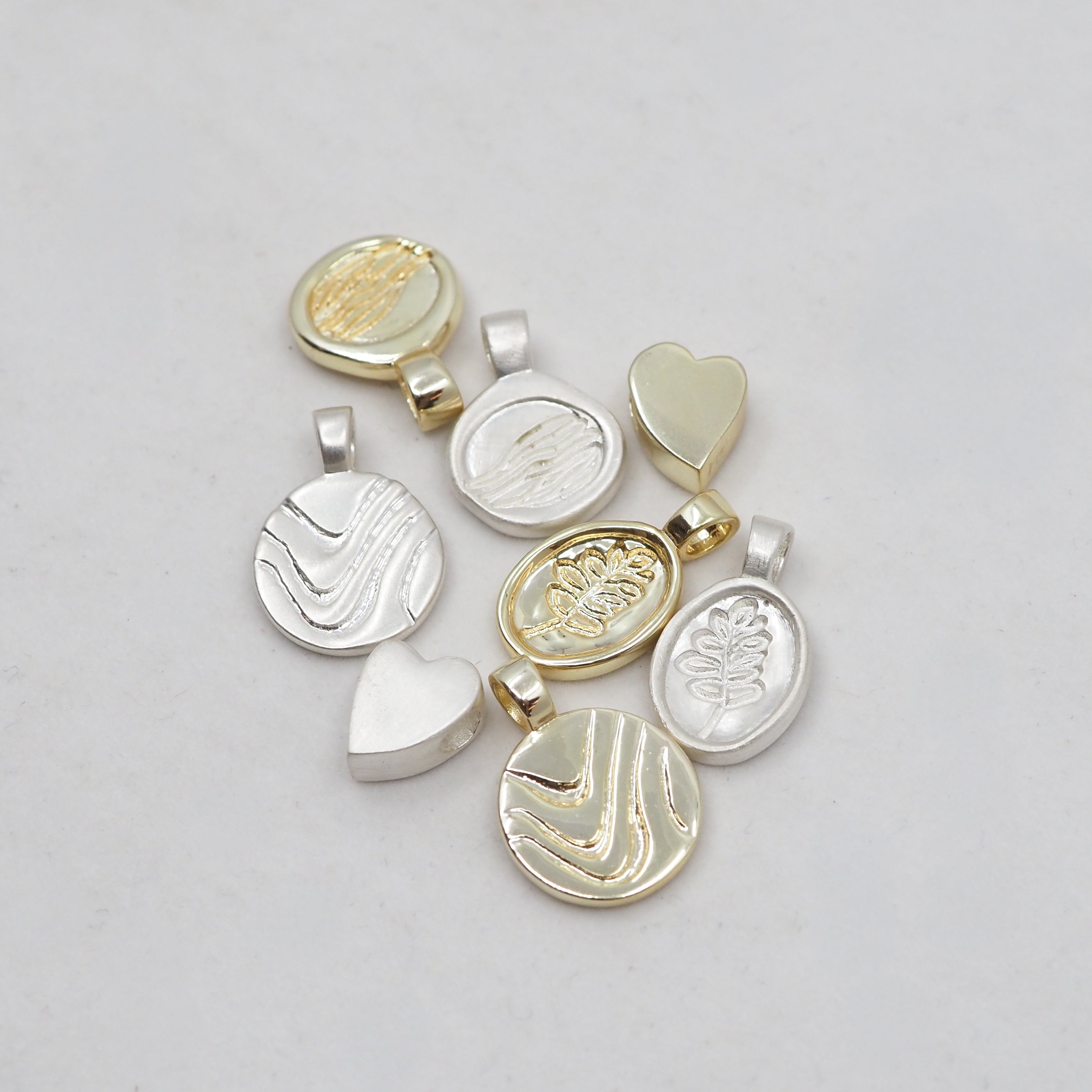 Moyeha Charm Pendant Necklace - Gold Plated