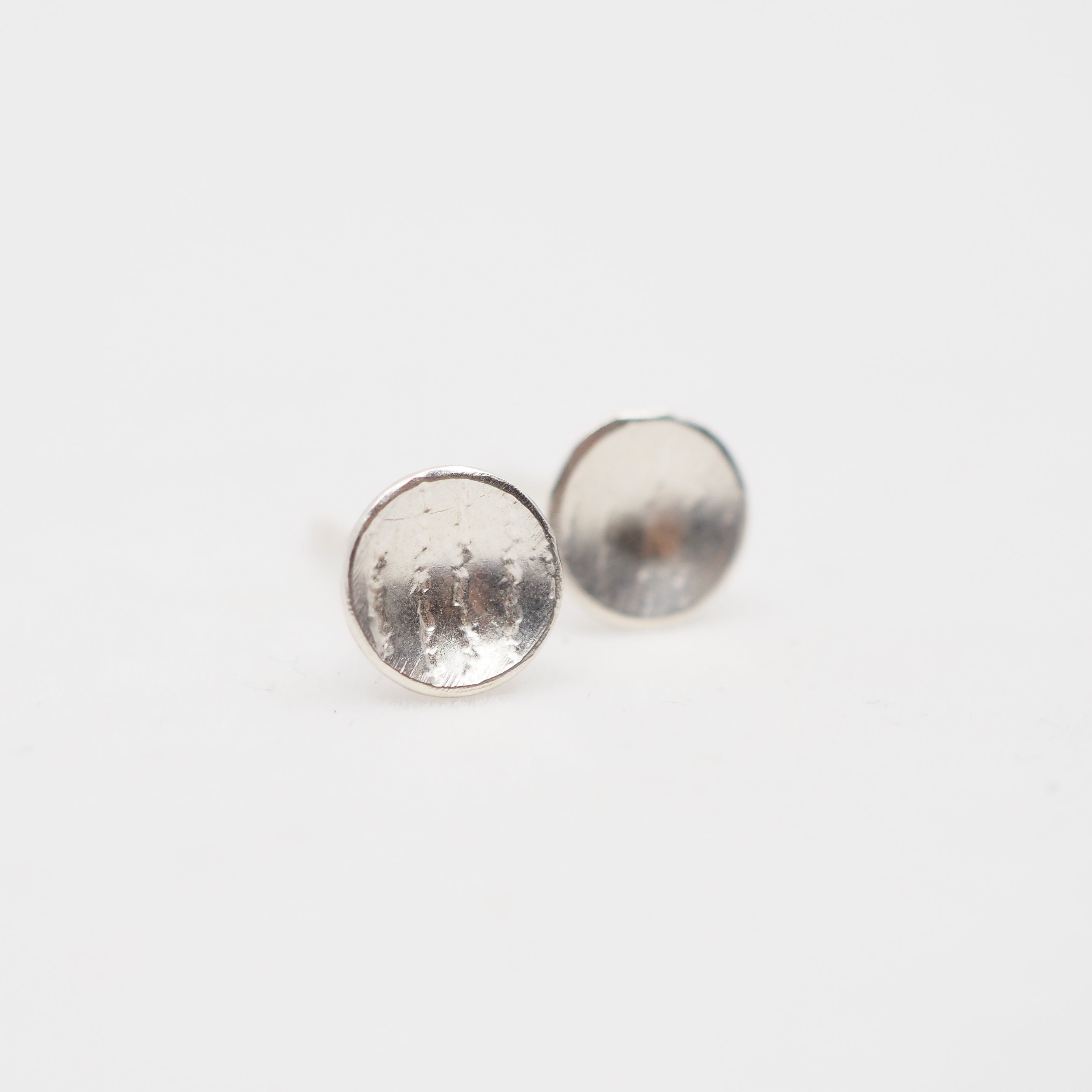 Clous d'oreilles texturés Orbit - Argent sterling