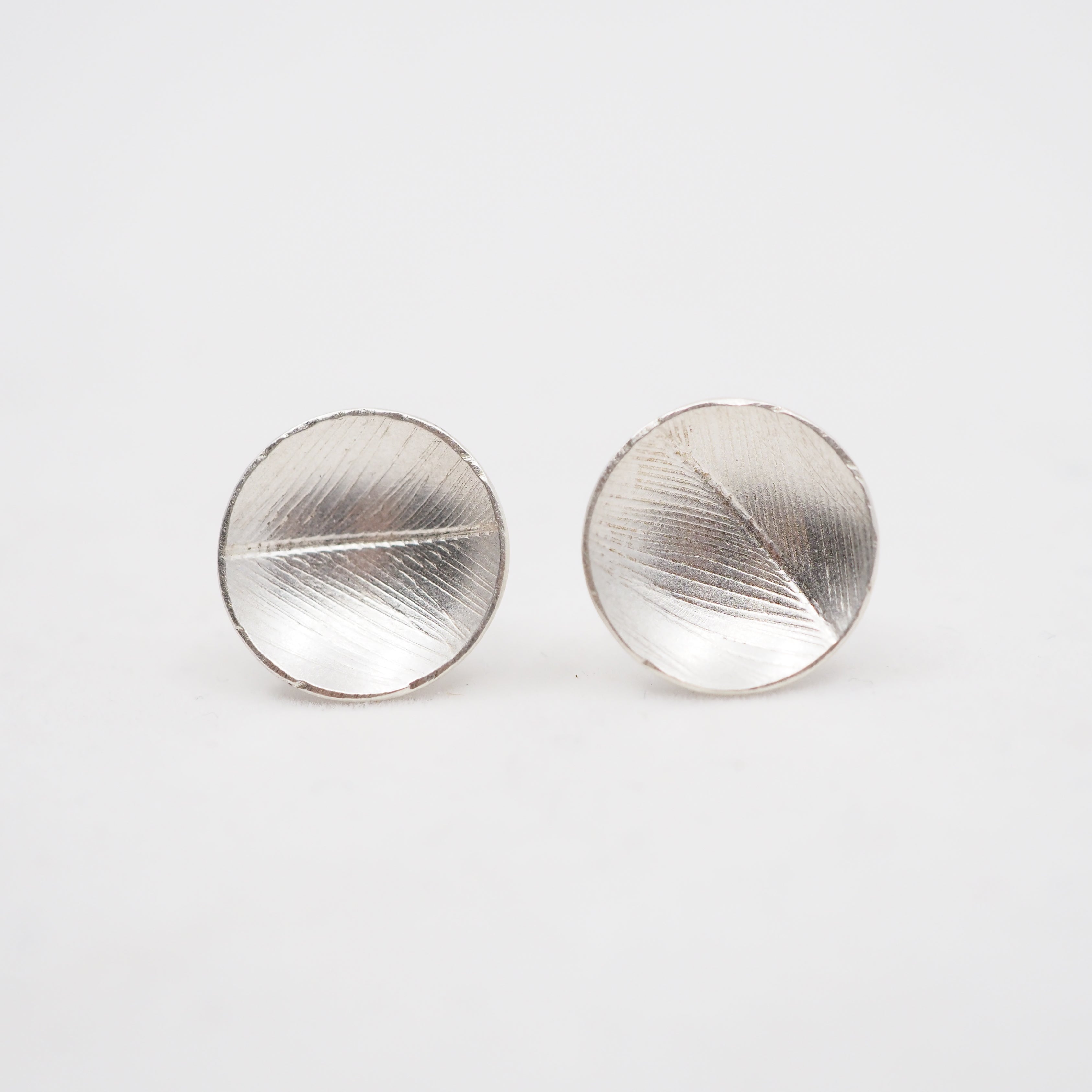 Clous d'oreilles texturés Orbit - Argent sterling