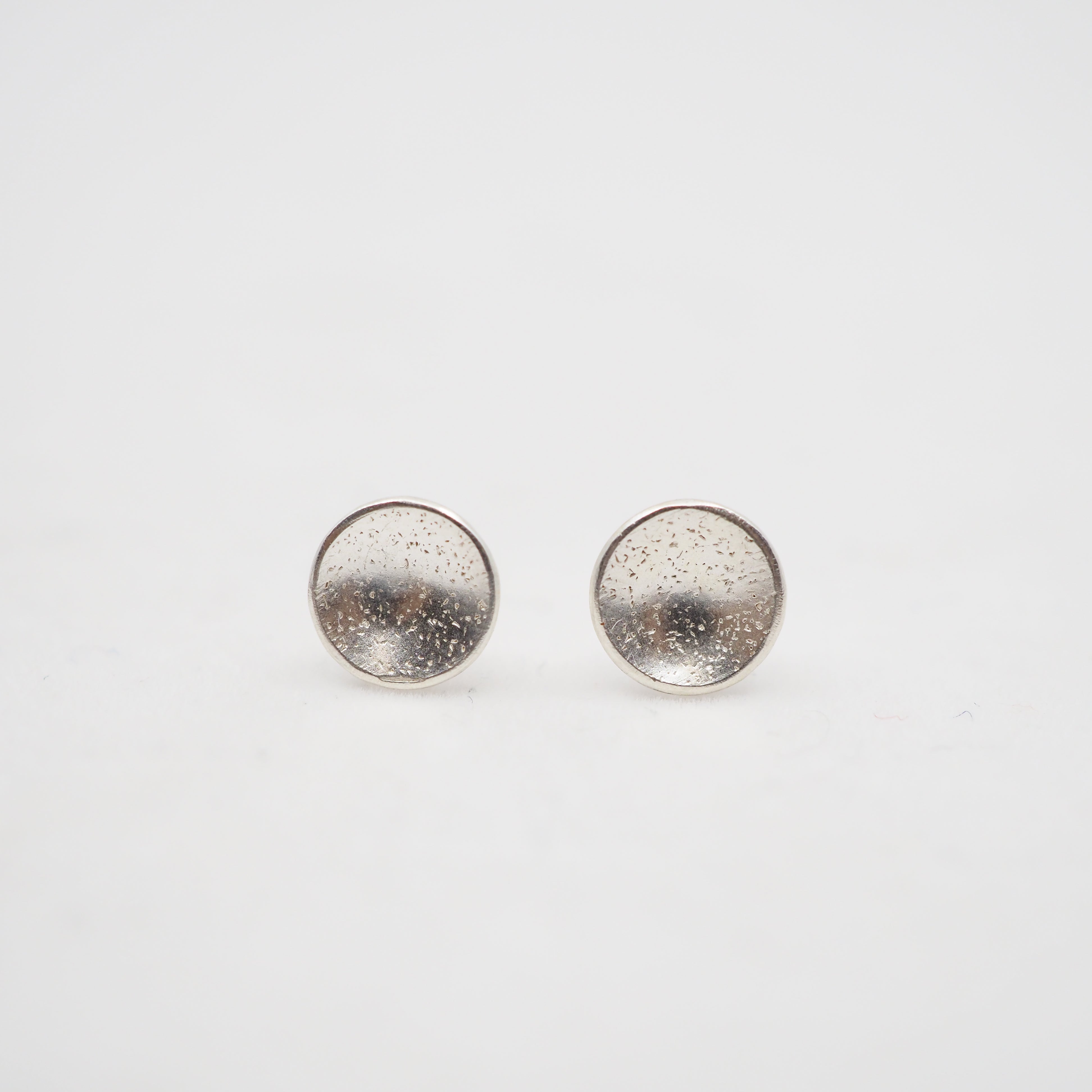 Clous d'oreilles texturés Orbit - Argent sterling
