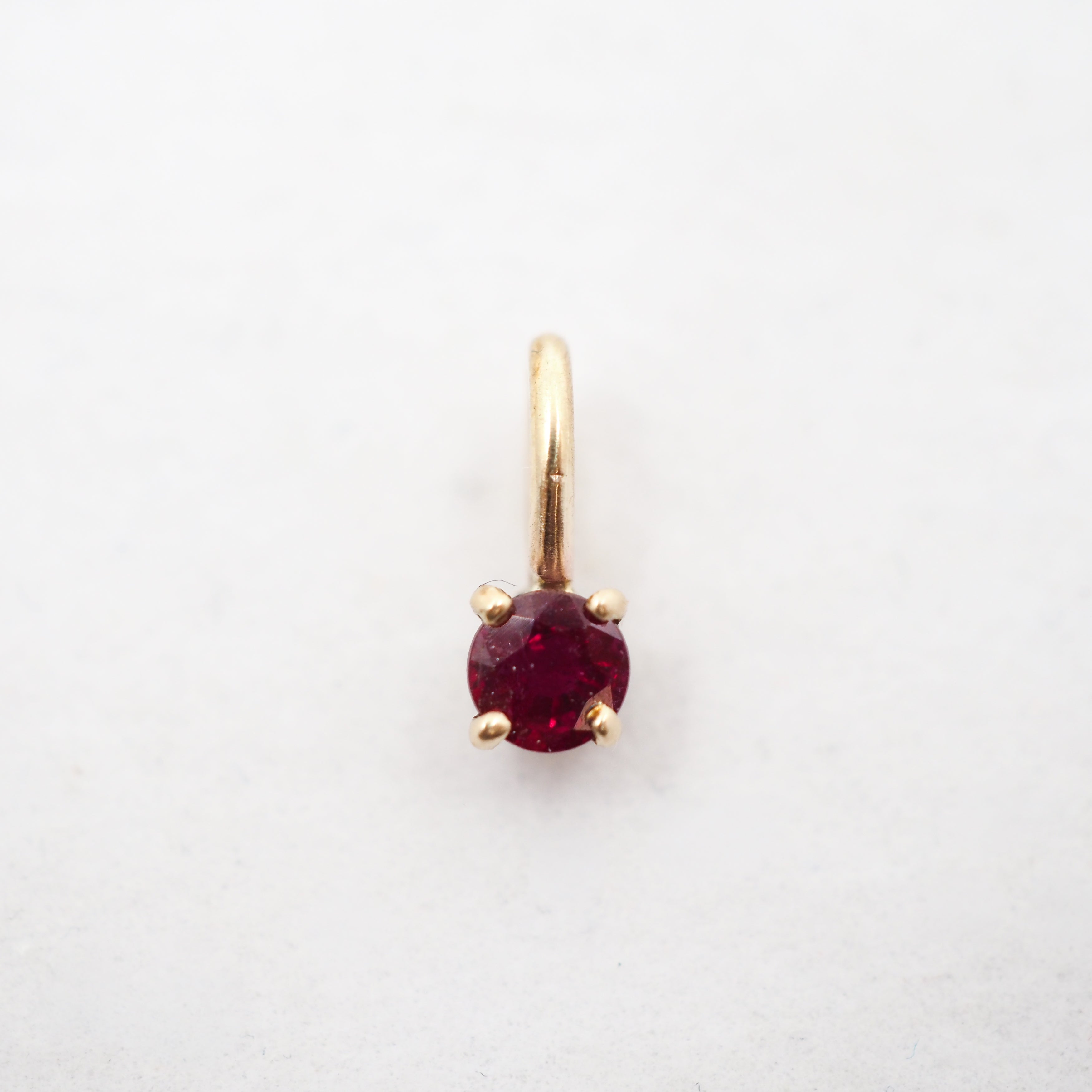 10k Gold Round Pendant - Ruby