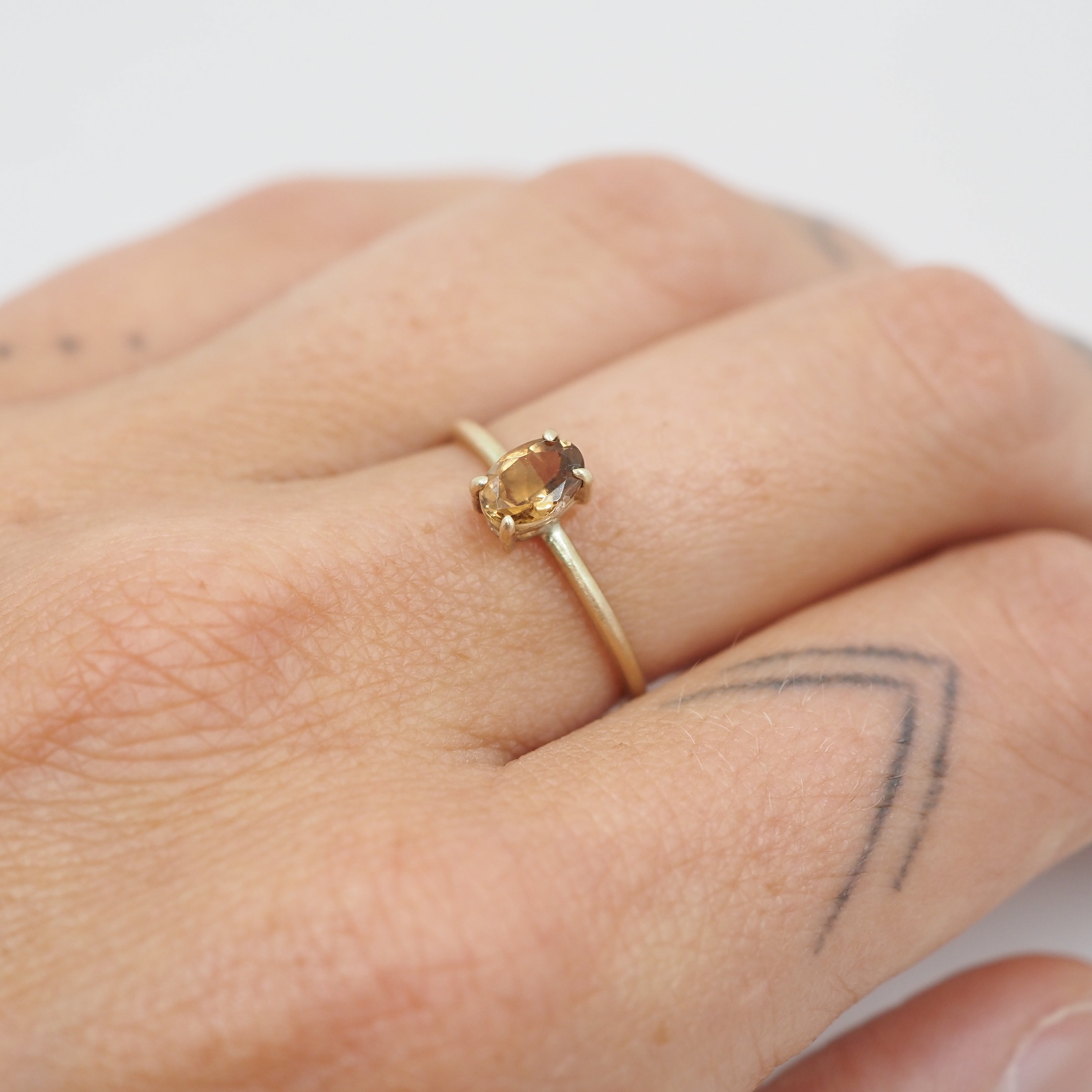10k Gold Oval Sunlight Ring - North/South