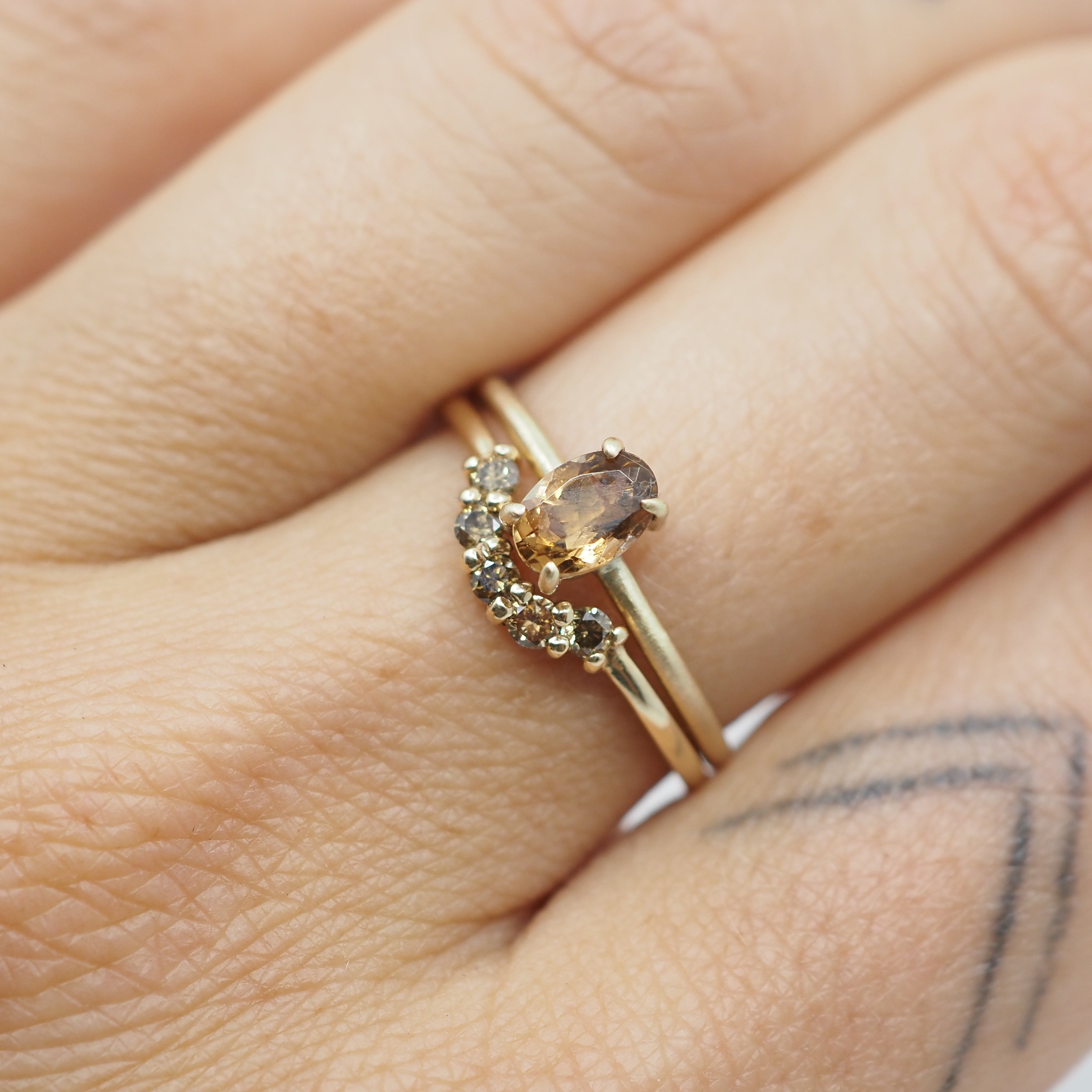 10k Gold Oval Sunlight Ring - North/South