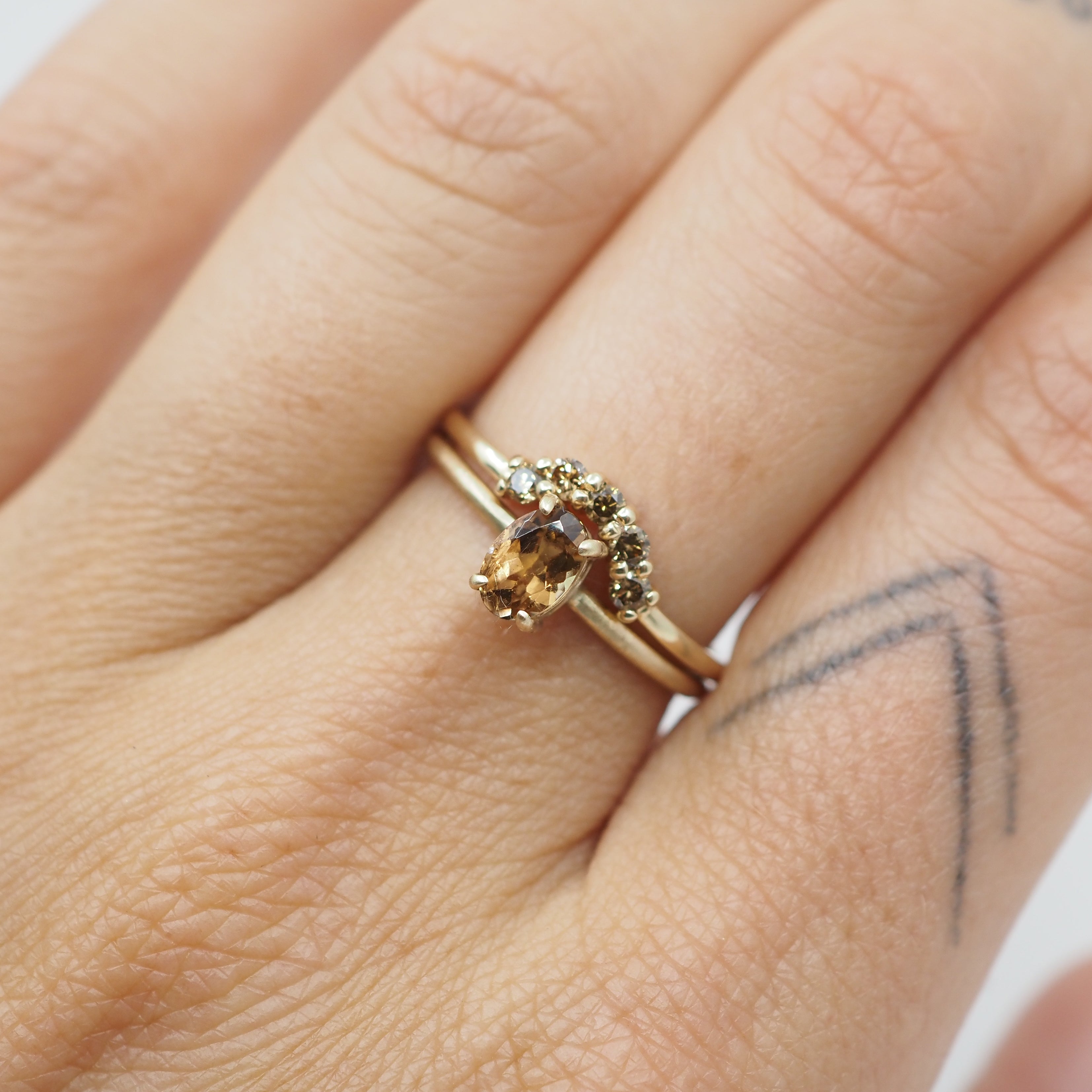 10k Gold Oval Sunlight Ring - North/South