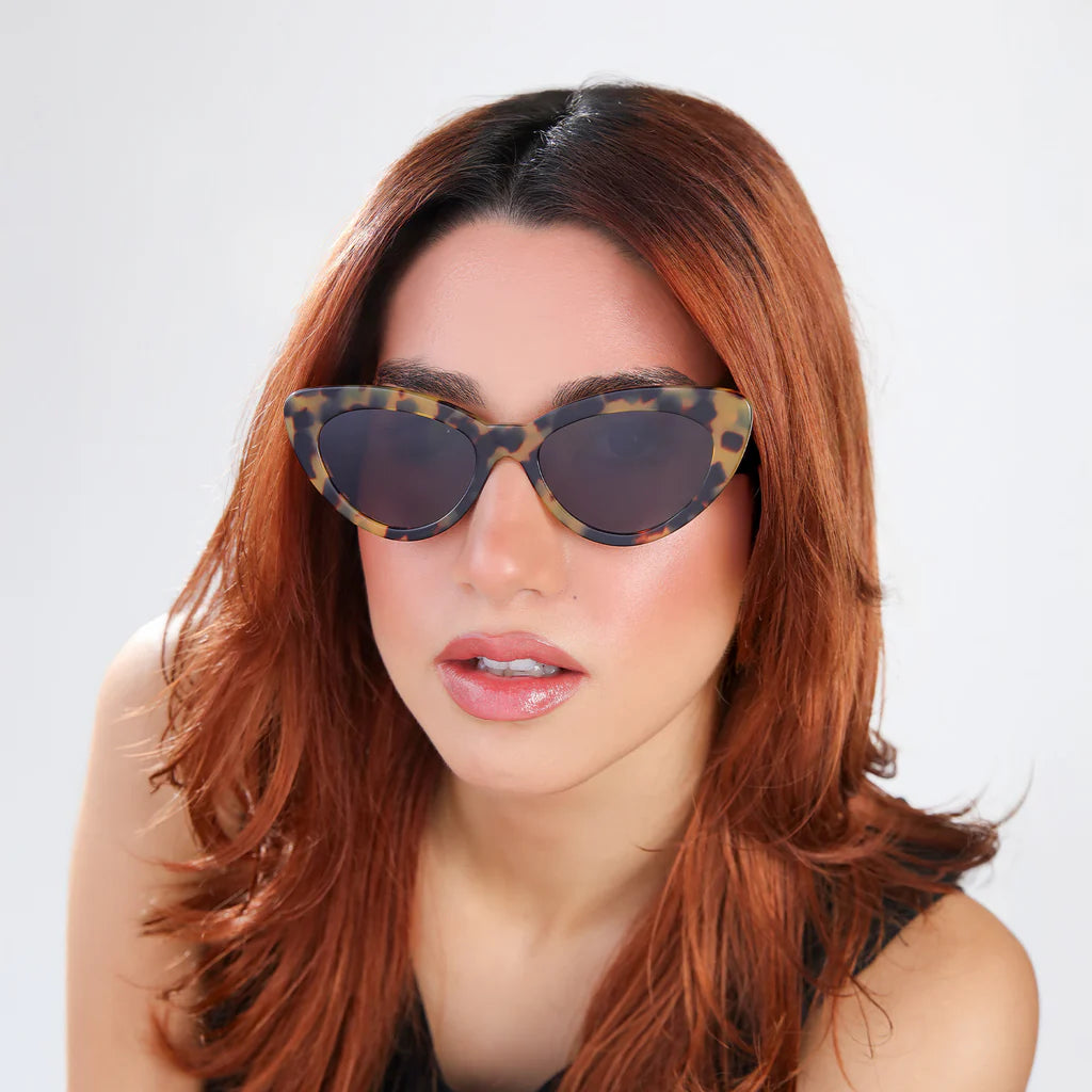 Illesteva Pamela Sunglasses