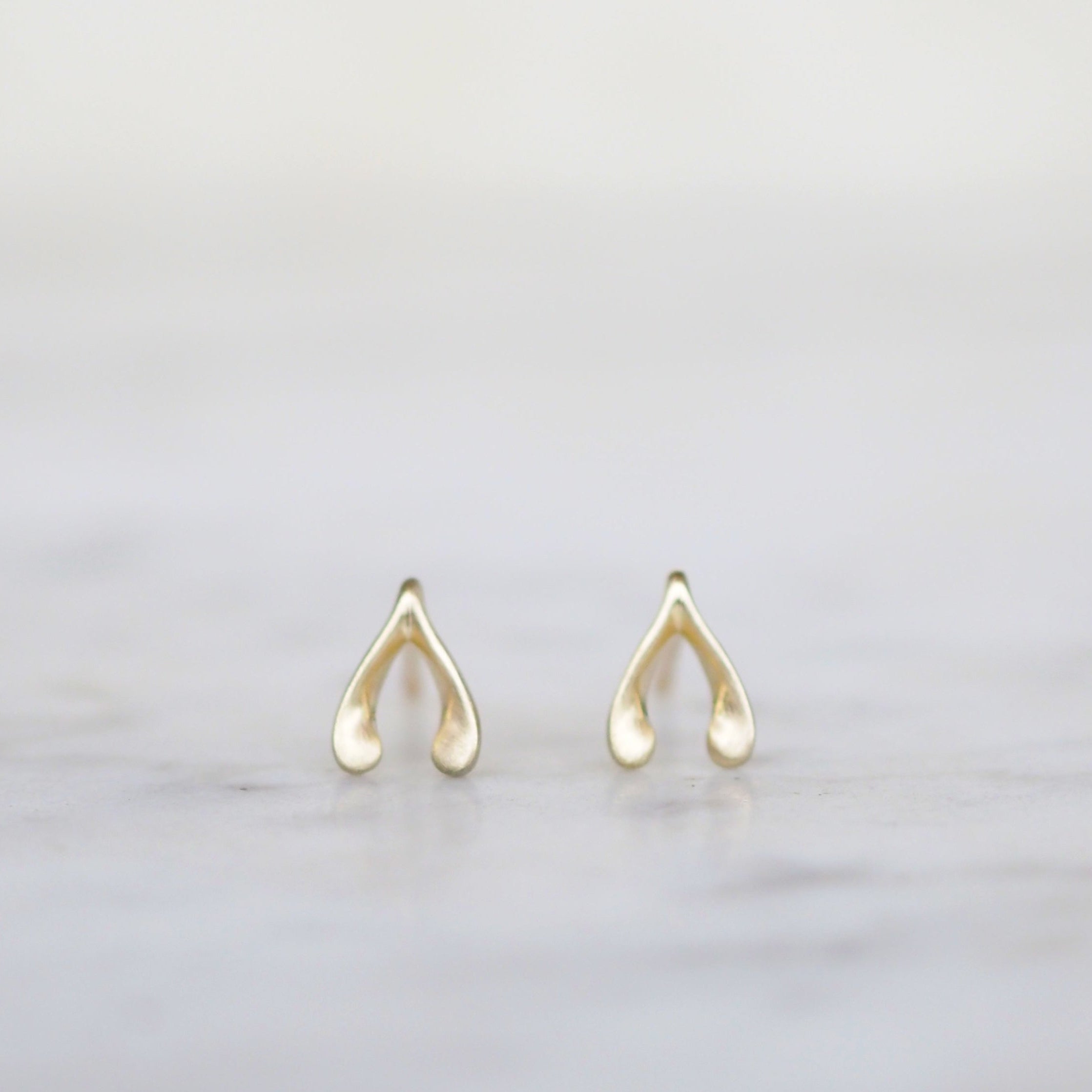 10k Gold Wishbone Earrings