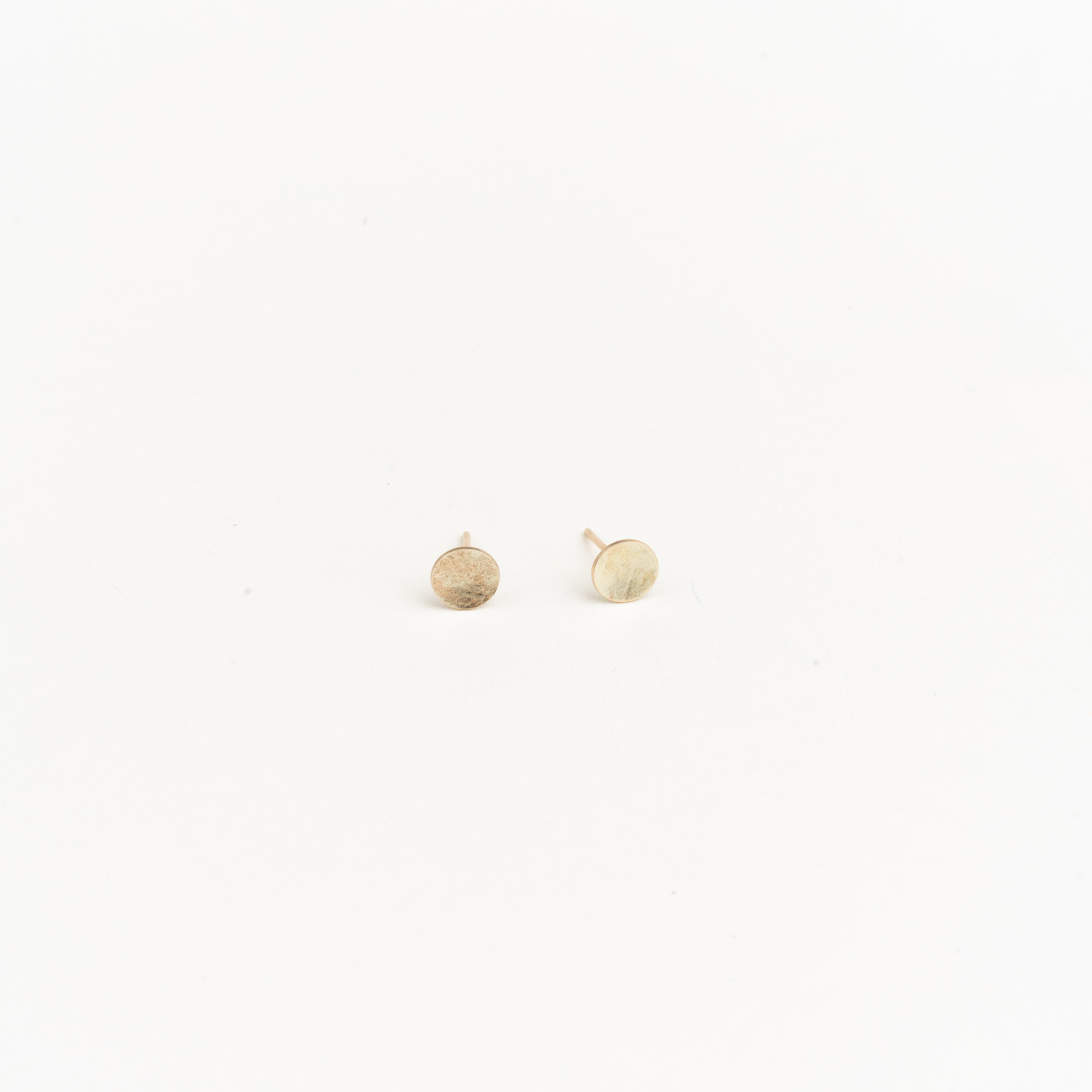 10k Gold Orbit Textured Studs